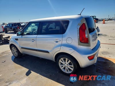 Drugie zdjęcie samochodu z przodu: 2013 KIA SOUL + VIN:KNDJT2A6XD7503798 - miniatura