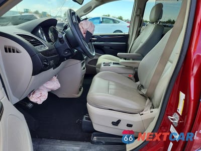 Zdjęcie 7 z 15 samochodu: 2013 CHRYSLER TOWN & COUNTRY TOURING L VIN:2C4RC1CG3DR767124 - miniatura
