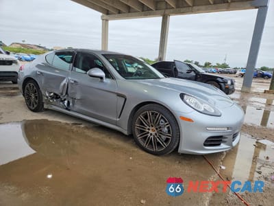 Czwarte zdjęcie samochodu z boku: 2016 PORSCHE PANAMERA S VIN:WP0AB2A73GL050177 - miniatura