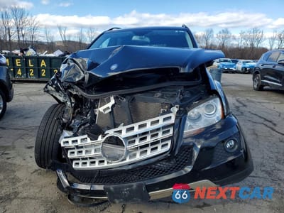 Piąte zdjęcie samochodu w środku: 2010 MERCEDES-BENZ ML 350 4MATIC VIN:4JGBB8GB9AA580431 - miniatura
