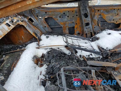 Zdjęcie 10 z 12 samochodu: 2006 PONTIAC GRAND PRIX VIN:2G2WP552961154558 - miniatura