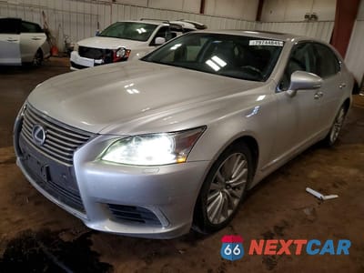2015 LEXUS LS 460 BASE JTHCL5EF5F5024366 - główne zdjęcie licytacji z USA - miniatura