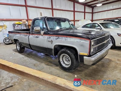 Czwarte zdjęcie samochodu z boku: 1984 CHEVROLET C10 VIN:1GCDC14H7EF325361 - miniatura
