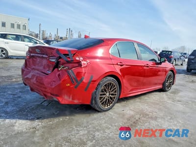 Trzecie zdjęcie samochodu z tyłu: 2022 TOYOTA CAMRY XLE VIN:4T1B21HK4NU017913 - miniatura