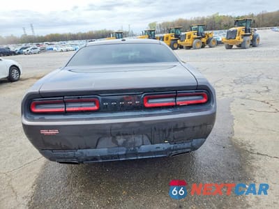 Zdjęcie 6 z 13 samochodu: 2017 DODGE CHALLENGER SXT VIN:2C3CDZAG7HH665703 - miniatura