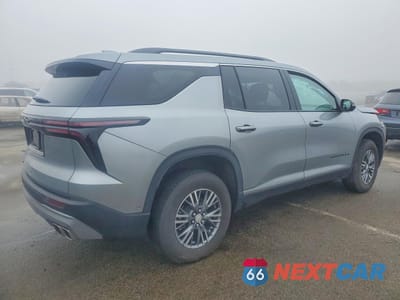 Trzecie zdjęcie samochodu z tyłu: 2025 CHEVROLET TRAVERSE LT VIN:1GNEVGRS8SJ219040 - miniatura