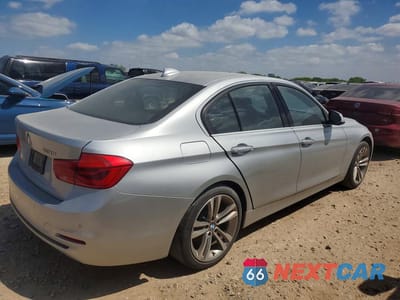 Trzecie zdjęcie samochodu z tyłu: 2017 BMW 330 I SPORT VIN:WBA8B9G50HNU49127 - miniatura