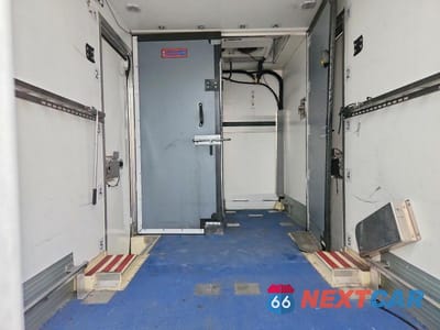 Zdjęcie 10 z 13 samochodu: 2022 FORD TRANSIT DELIVERY TRUCK VIN:1FDBW5Z83NKA35698 - miniatura