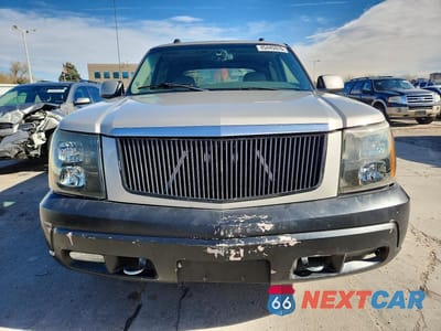 Piąte zdjęcie samochodu w środku: 2004 CADILLAC ESCALADE EXT VIN:3GYEK62N04G131887 - miniatura