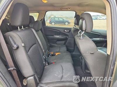 Zdjęcie 11 z 13 samochodu: 2019 DODGE JOURNEY SE VIN:3C4PDCAB1KT860984 - miniatura