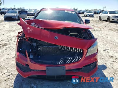 Piąte zdjęcie samochodu w środku: 2019 MERCEDES-BENZ CLA 250 VIN:WDDSJ4EB9KN752671 - miniatura