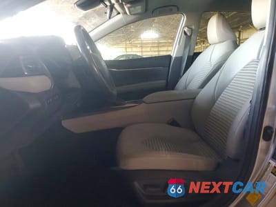 Zdjęcie 7 z 11 samochodu: 2022 TOYOTA CAMRY HYBRID SE VIN:4T1G31AK0NU590613 - miniatura