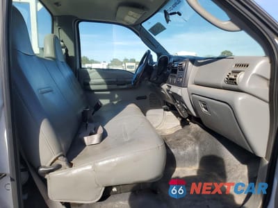 Zdjęcie 10 z 12 samochodu: 2006 FORD F350 SUPER DUTY VIN:1FDWF36P36EA66726 - miniatura