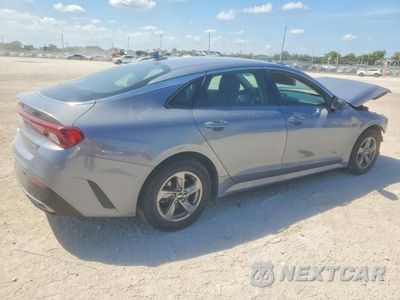 Trzecie zdjęcie samochodu z tyłu: 2021 KIA K5 LXS VIN:5XXG14J22MG075306 - miniatura