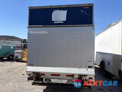 Zdjęcie 10 z 13 samochodu: 2016 FORD TRANSIT BOX TRUCK VIN:1FDBF9ZM7GKA85348 - miniatura