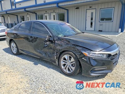 Czwarte zdjęcie samochodu z boku: 2020 HONDA ACCORD LX VIN:1HGCV1F14LA002015 - miniatura
