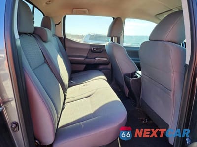 Zdjęcie 10 z 12 samochodu: 2016 TOYOTA TACOMA SR5 VIN:5TFAX5GN5GX062767 - miniatura