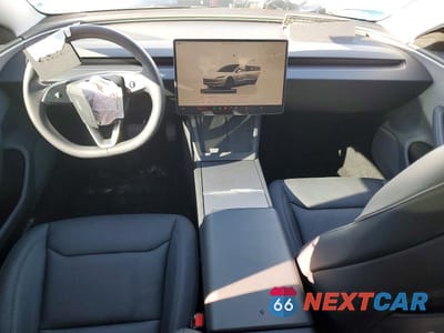 Zdjęcie 8 z 12 samochodu: 2024 TESLA MODEL 3 VIN:5YJ3E1EA5RF769467 - miniatura