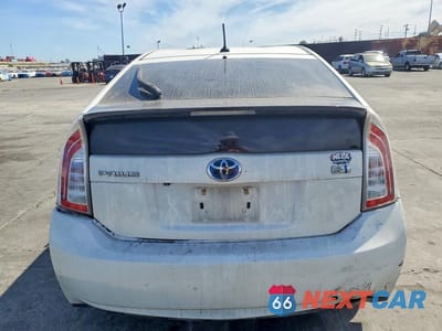 Zdjęcie 6 z 12 samochodu: 2014 TOYOTA PRIUS THREE VIN:JTDKN3DU6E0379828 - miniatura