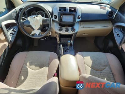 Zdjęcie 8 z 14 samochodu: 2007 TOYOTA RAV4 BASE VIN:JTMBD35V475078698 - miniatura