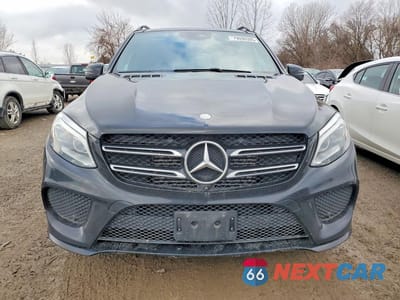 Piąte zdjęcie samochodu w środku: 2016 MERCEDES-BENZ GLE 350D 4MATIC VIN:4JGDA2EB5GA812480 - miniatura