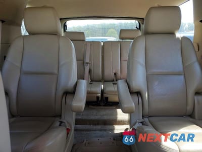 Zdjęcie 10 z 12 samochodu: 2011 CHEVROLET TAHOE K1500 LTZ VIN:1GNSKCE0XBR187525 - miniatura