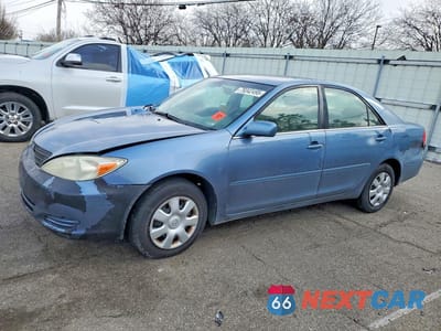 2004 TOYOTA CAMRY LE 4T1BE32K84U907552 - główne zdjęcie licytacji z USA - miniatura
