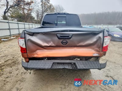 Zdjęcie 6 z 12 samochodu: 2018 NISSAN TITAN SV VIN:1N6AA1E56JN546122 - miniatura