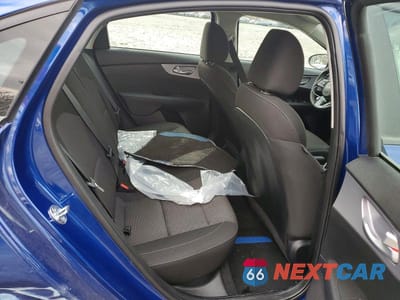 Zdjęcie 10 z 12 samochodu: 2024 KIA FORTE LXS VIN:3KPF24AD2RE755376 - miniatura