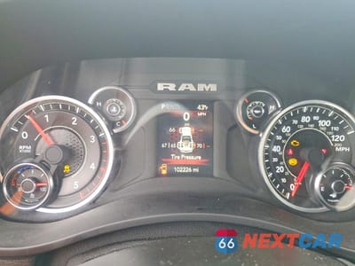 Zdjęcie 9 z 12 samochodu: 2024 RAM 3500 BIG HORN VIN:3C63RRHL8RG149018 - miniatura