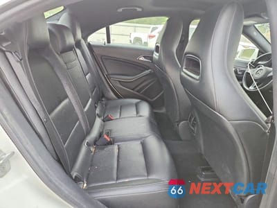 Zdjęcie 10 z 12 samochodu: 2017 MERCEDES-BENZ CLA 250 4MATIC VIN:WDDSJ4GB6HN450731 - miniatura