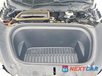 Zdjęcie 11 z 12 samochodu: 2021 TESLA MODEL Y VIN:5YJYGDEE0MF077517 - miniatura