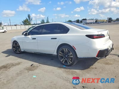 Drugie zdjęcie samochodu z przodu: 2026 BMW 740 XI VIN:WBA33EH03TCW93507 - miniatura