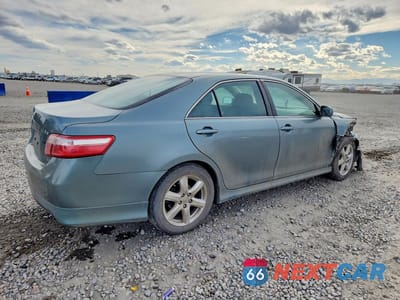 Trzecie zdjęcie samochodu z tyłu: 2008 TOYOTA CAMRY SE VIN:4T1BE46K98U758994 - miniatura
