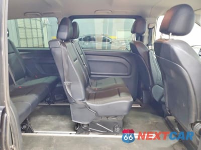 Zdjęcie 11 z 13 samochodu: 2017 MERCEDES-BENZ METRIS VIN:WD4PG2EE4H3266146 - miniatura