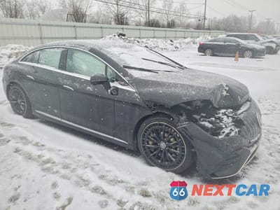 Czwarte zdjęcie samochodu z boku: 2023 MERCEDES-BENZ E63 AMG VIN:W1KEG5DB4PF023983 - miniatura