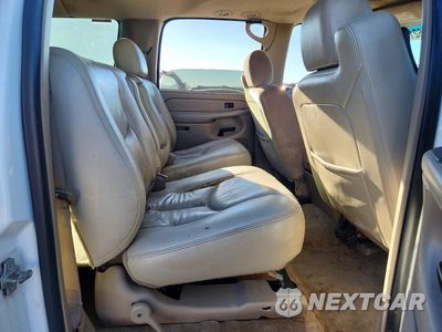 Zdjęcie 11 z 13 samochodu: 2005 CHEVROLET SUBURBAN K1500 VIN:3GNFK16Z65G250109 - miniatura