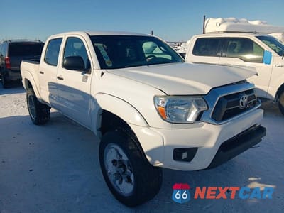 Czwarte zdjęcie samochodu z boku: 2014 TOYOTA TACOMA PRERUNNER VIN:5TFJX4GN3EX034120 - miniatura