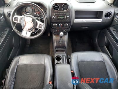 Zdjęcie 8 z 11 samochodu: 2016 JEEP COMPASS SPORT VIN:1C4NJCBA0GD788548 - miniatura