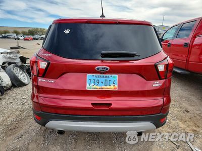 Zdjęcie 6 z 13 samochodu: 2019 FORD ESCAPE SE VIN:1FMCU9GD2KUA68970 - miniatura