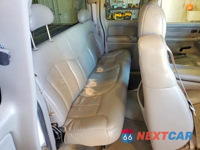 Zdjęcie 10 z 13 samochodu: 2000 CHEVROLET SILVERADO K1500 VIN:2GCEK19T5Y1349836 - miniatura