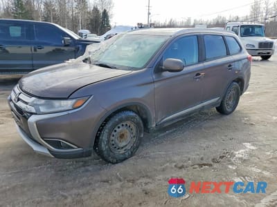2016 MITSUBISHI OUTLANDER ES JA4AZ2A39GZ611353 - główne zdjęcie licytacji z USA - miniatura