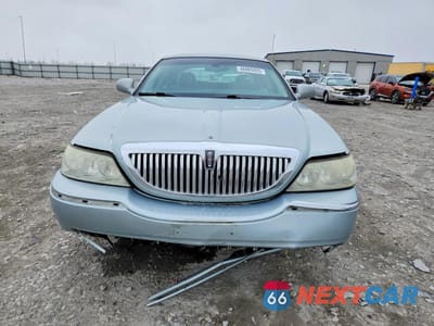 Piąte zdjęcie samochodu w środku: 2007 LINCOLN TOWN CAR VIN:1LNHM81V17Y628981 - miniatura