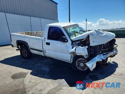 Czwarte zdjęcie samochodu z boku: 2001 CHEVROLET SILVERADO C2500 HEAVY DUTY VIN:1GCHC24U41E345992 - miniatura