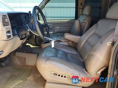 Zdjęcie 7 z 11 samochodu: 1996 GMC SIERRA K1500 VIN:2GTEK19R3T1552348 - miniatura