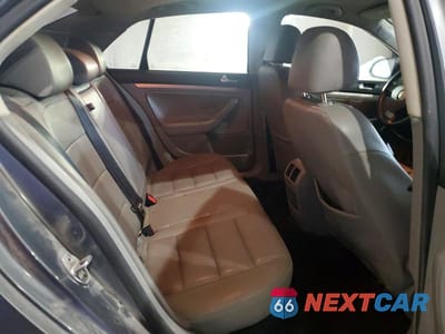Zdjęcie 10 z 12 samochodu: 2008 VOLKSWAGEN JETTA SE VIN:3VWRM71K38M035562 - miniatura