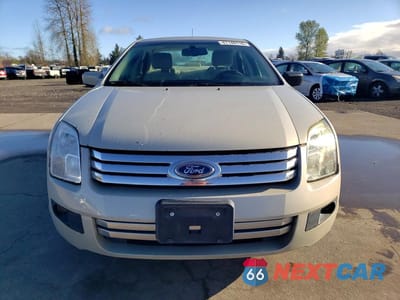 Piąte zdjęcie samochodu w środku: 2008 FORD FUSION SE VIN:3FAHP01128R229447 - miniatura
