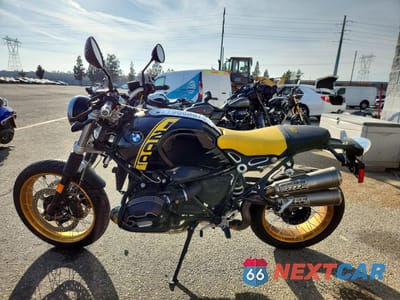 Trzecie zdjęcie samochodu z tyłu: 2021 BMW R NINE T URBAN G VIN:WB10L9308M6E66706 - miniatura