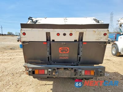 Zdjęcie 6 z 12 samochodu: 2022 ISUZU NPR SWEEPER TRUCK VIN:54DB4W1D6NS202009 - miniatura
