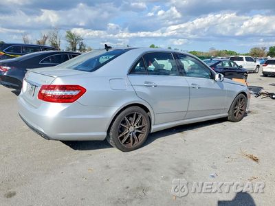 Trzecie zdjęcie samochodu z tyłu: 2013 MERCEDES-BENZ E 350 4MATIC VIN:WDDHF8JB1DA667410 - miniatura